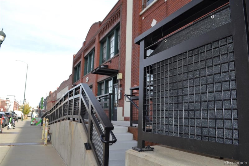 2500 Walnut St #306, Denver, CO 80205