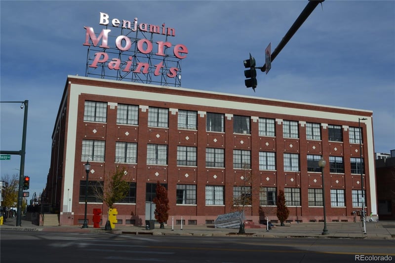 2500 Walnut St #306, Denver, CO 80205