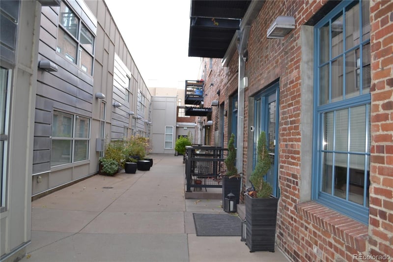 2500 Walnut St #306, Denver, CO 80205