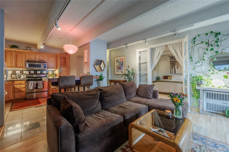 555 10th Ave #416, Denver, CO 80203