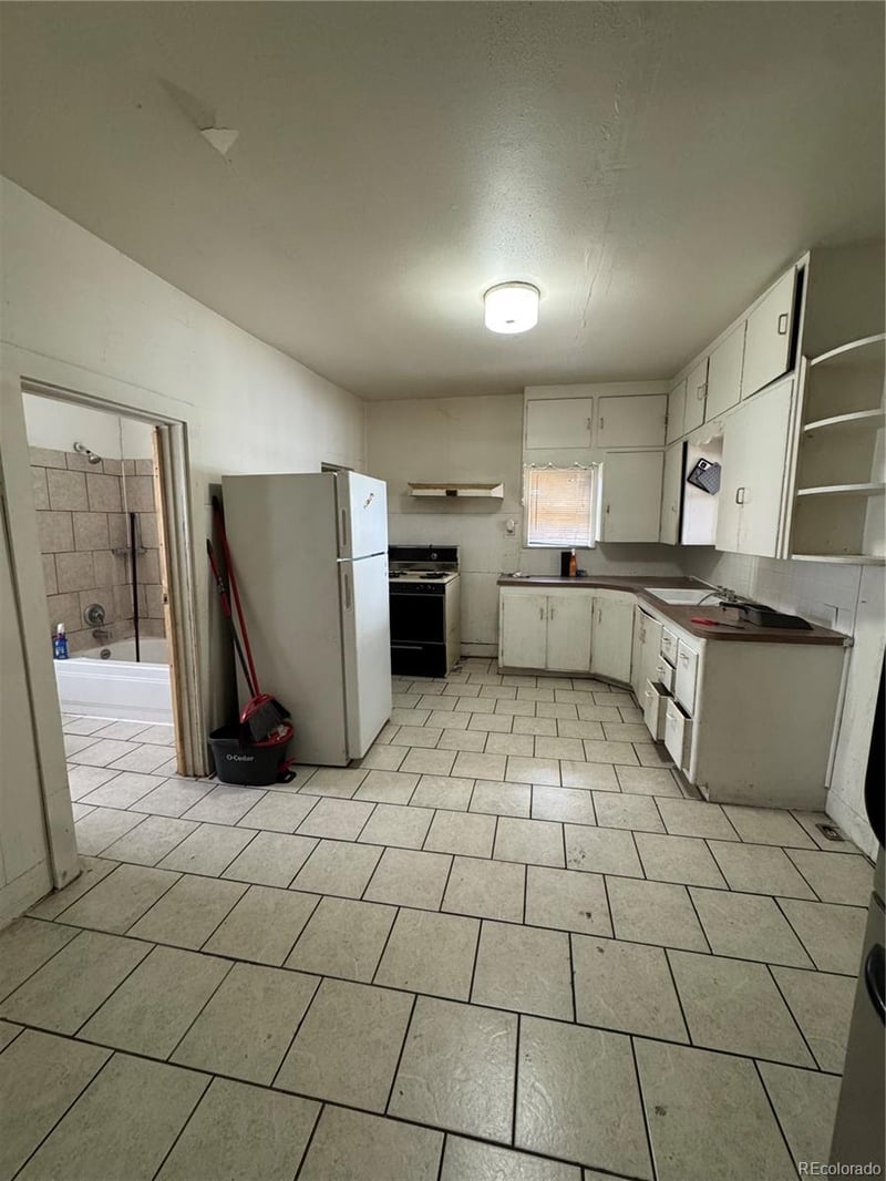 131 Saint Louis Ave, Pueblo, CO 81004