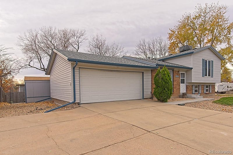 2840 98th Ave, Thornton, CO 80229