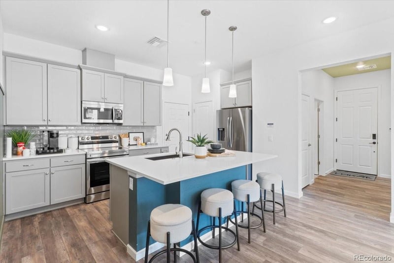 6153 Ceylon St #9-102, Denver, CO 80249