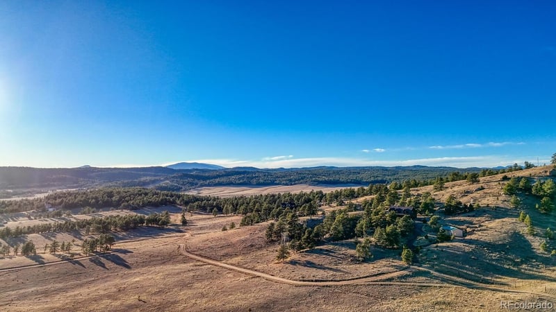 2550 Southpark Rd, Florissant, CO 80816