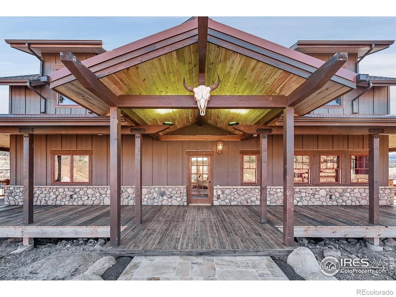 702 Ponderosa Hill Rd, Lyons, CO 80540