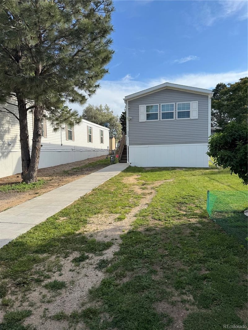 4211 100th Ave, Thornton, CO 80229
