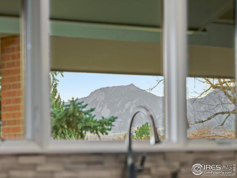 6972 Roaring Fork Trl, Boulder, CO 80301