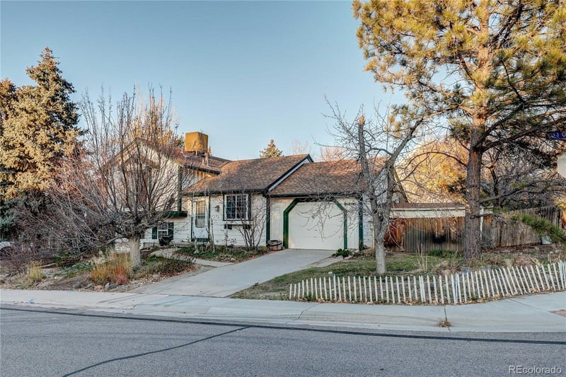 5656 Odessa St, Centennial, CO 80015