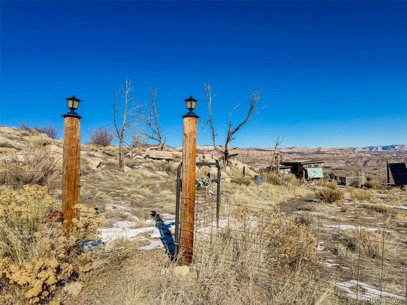 1725 35 1/10 Rd, De Beque, CO 81630