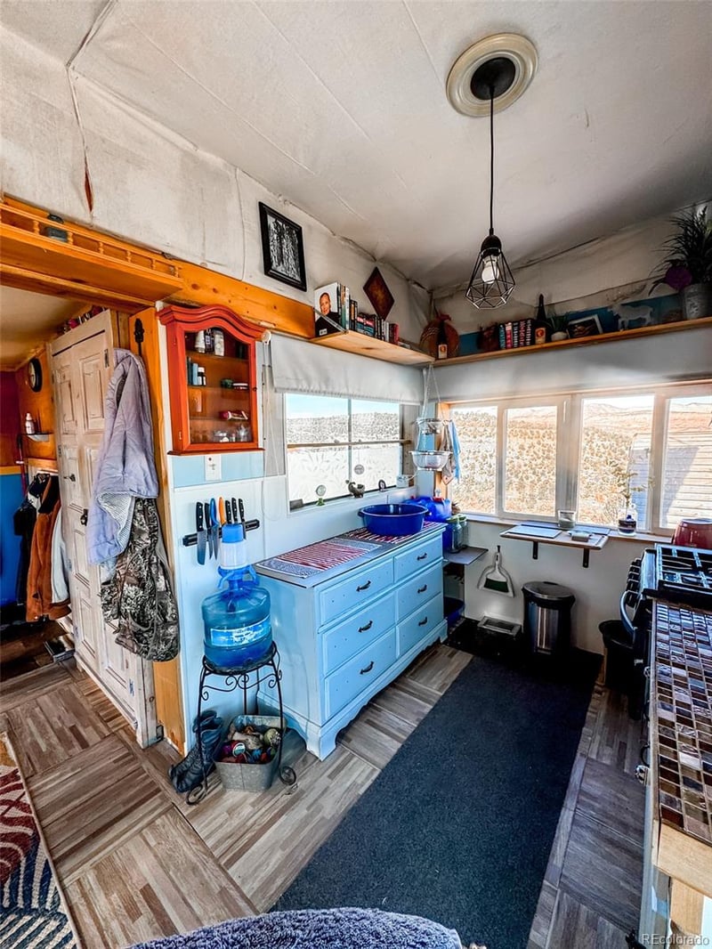 1725 35 1/10 Rd, De Beque, CO 81630