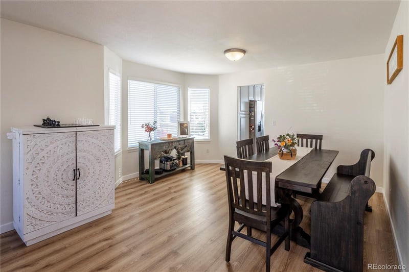 9234 Hinsdale Pl, Littleton, CO 80128