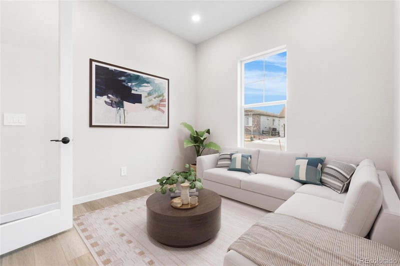 8654 Quemoy St, Aurora, CO 80016