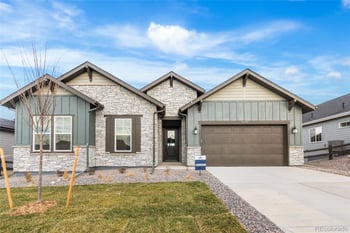 8654 Quemoy St, Aurora, CO 80016
