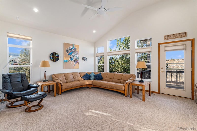 6615 Robb Ln, Littleton, CO 80127