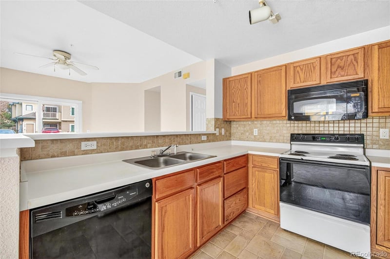 8707 Florida Ave #101, Denver, CO 80247