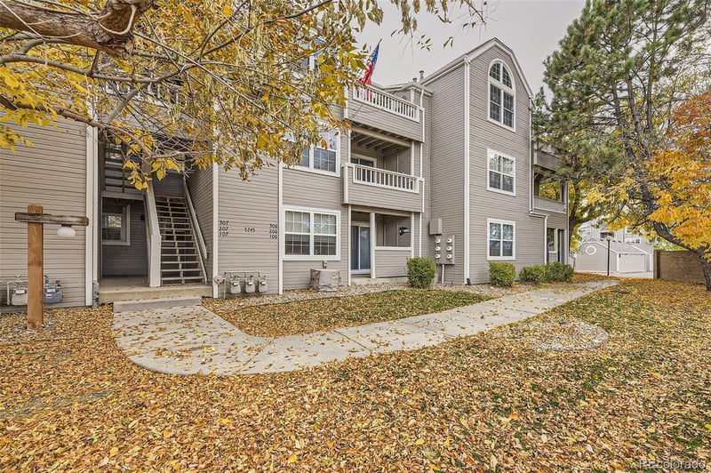 5745 W Atlantic Pl #206, Lakewood, CO 80227