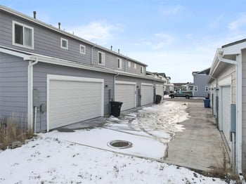 301 4th Ct, Deer Trail, CO 80105