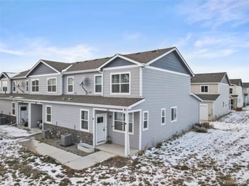 301 4th Ct, Deer Trail, CO 80105