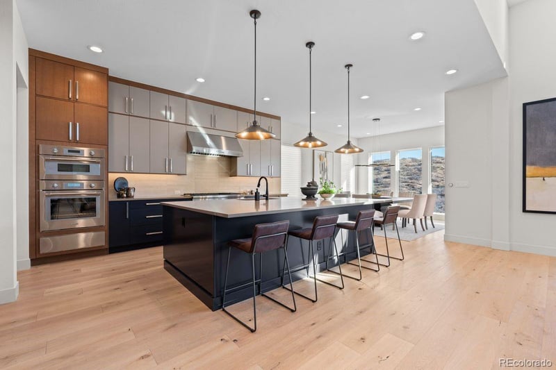 7162 Skygazer St, Castle Pines, CO 80108