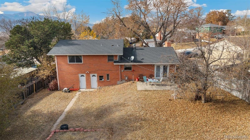 2207 Mcarthur Ave, Colorado Springs, CO 80909