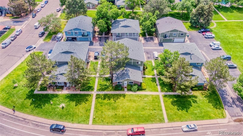 1216 Uvalda St, Aurora, CO 80012