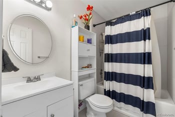 1216 Uvalda St, Aurora, CO 80012