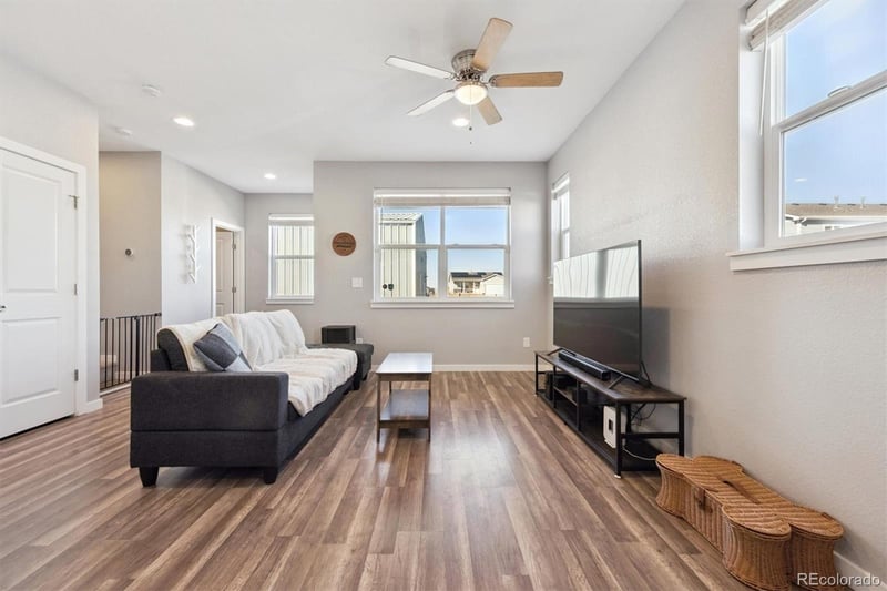 265 4th Ct, Deer Trail, CO 80105