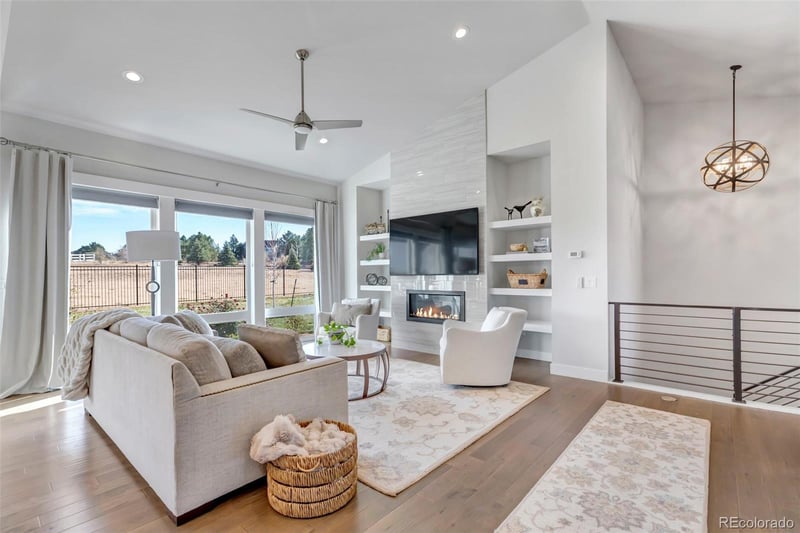 7036 S Espana Way, Centennial, CO 80016
