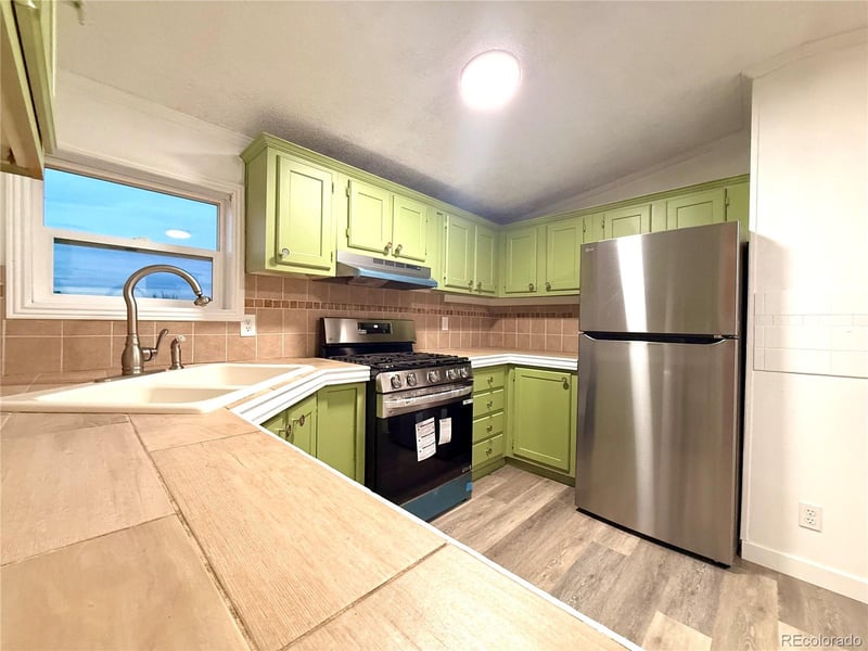 6464 Dillon Dr #107, Pueblo, CO 81008