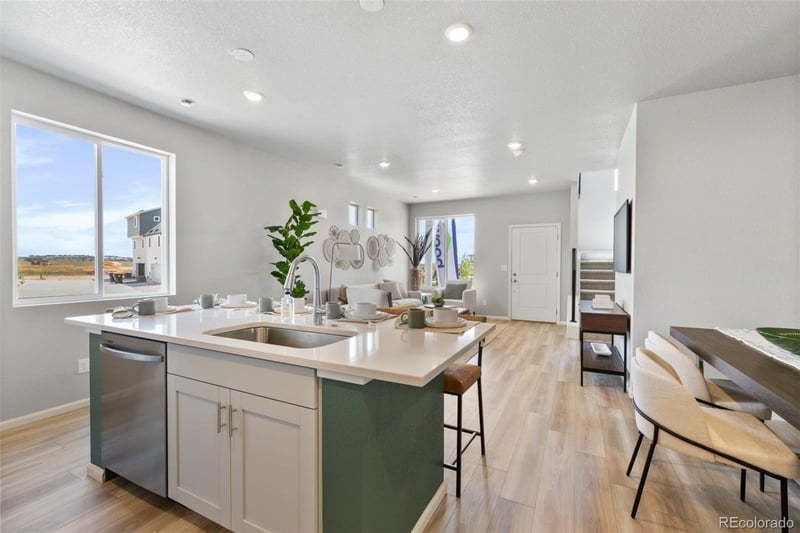 22331 46th Ave, Aurora, CO 80019