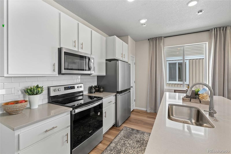 22331 46th Ave, Aurora, CO 80019