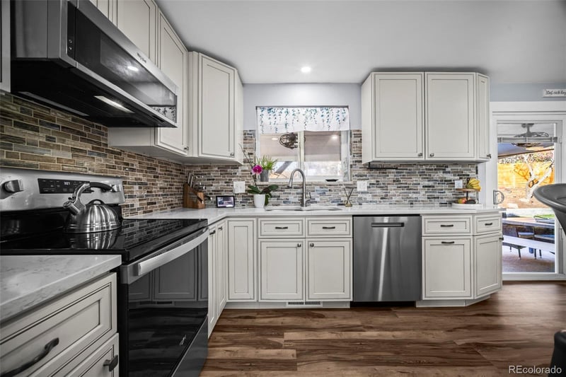 7097 Parfet St, Arvada, CO 80004