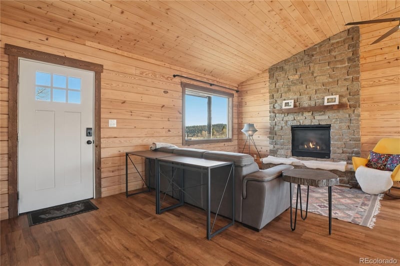 362 Buckskin Way, Jefferson, CO 80456