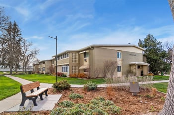 710 Clinton St #6B, Denver, CO 80247