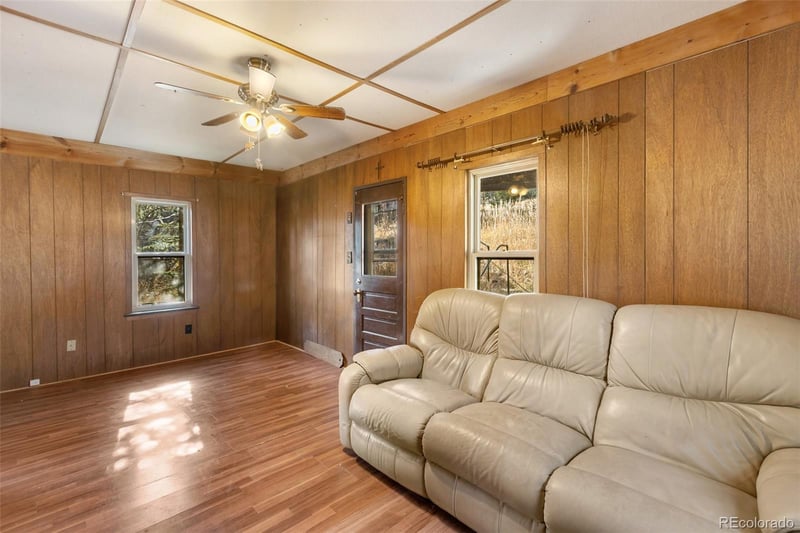 6885 Colorado St, Green Mountain Falls, CO 80819