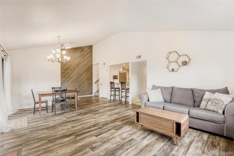 540 S Forest St #206, Denver, CO 80246