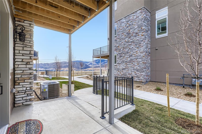 15553 Washburn Dr, Lakewood, CO 80228