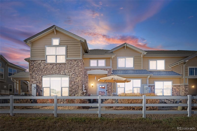 1797 Buchanan Cir, Aurora, CO 80018