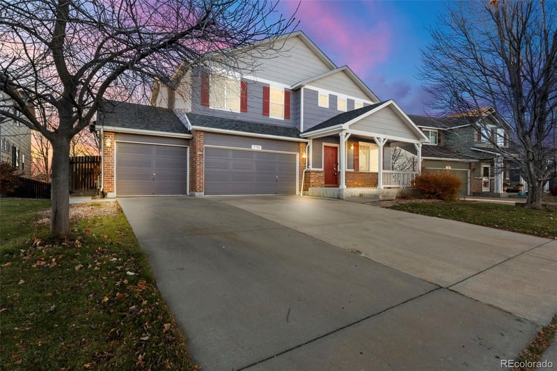 3725 Nepal St, Aurora, CO 80013