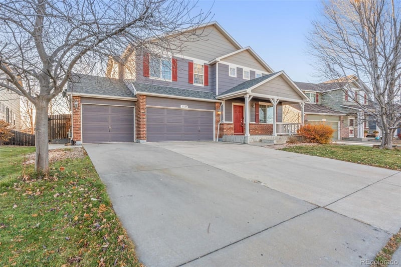 3725 Nepal St, Aurora, CO 80013
