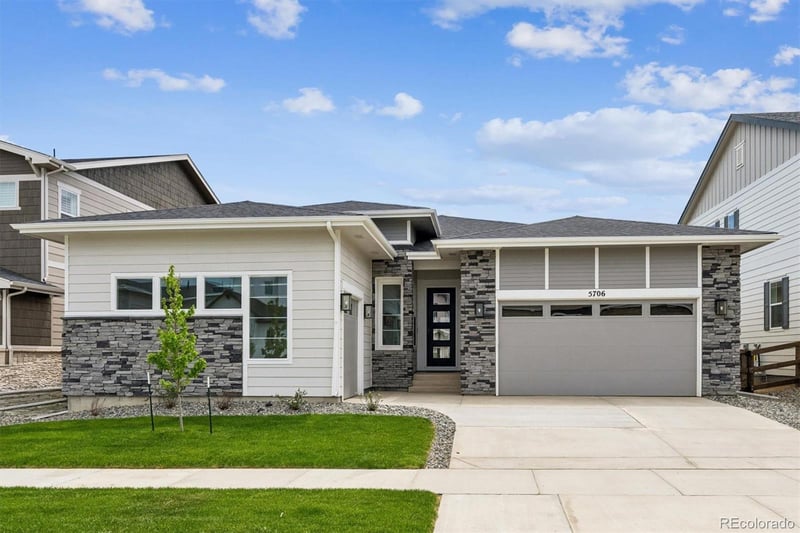 5706 Wayfarer Cir, Firestone, CO 80504