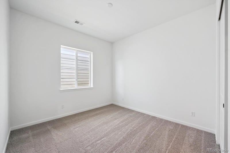 5706 Wayfarer Cir, Firestone, CO 80504