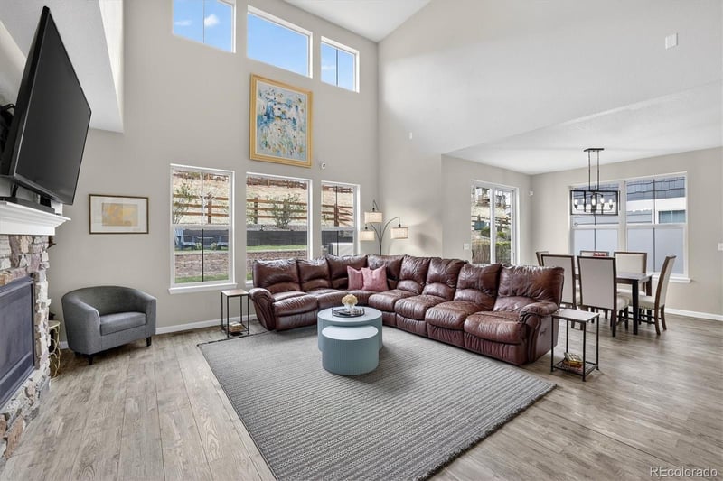 18189 85th Dr, Arvada, CO 80007