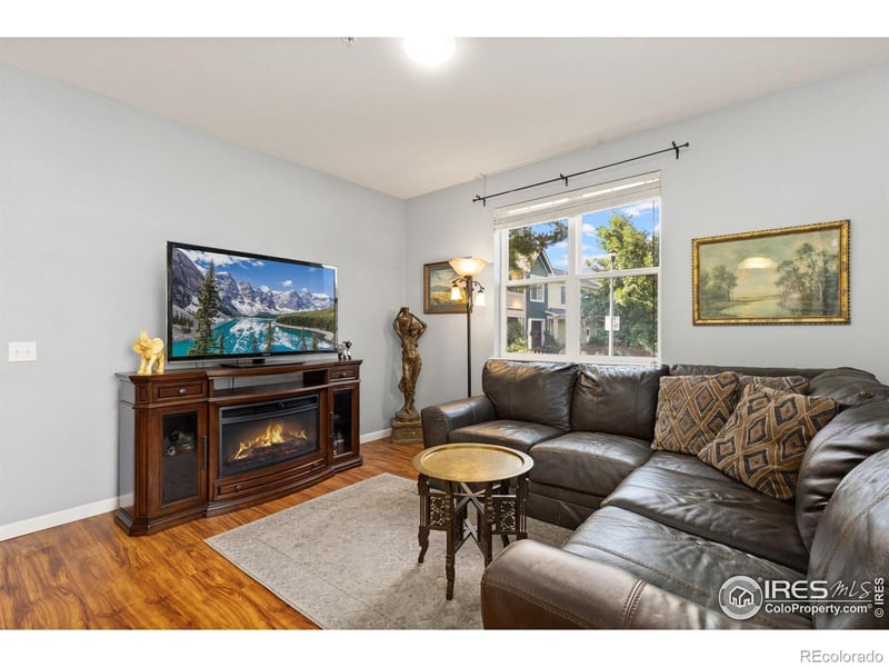237 Cardinal Way, Longmont, CO 80501