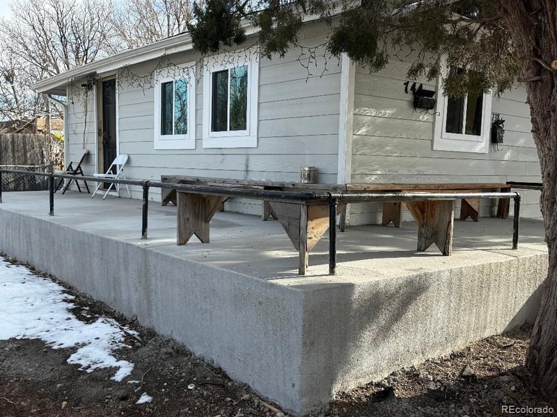 728 Emporia St, Aurora, CO 80010