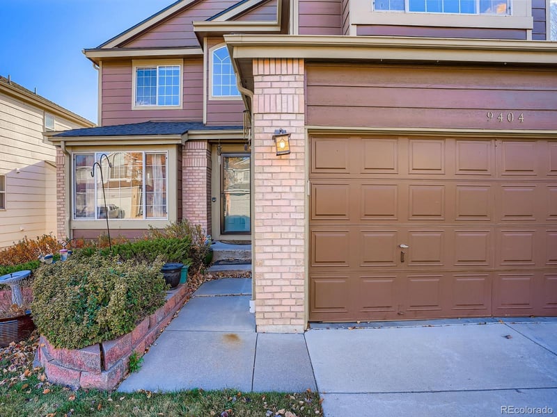 9404 Hinsdale Pl, Littleton, CO 80128
