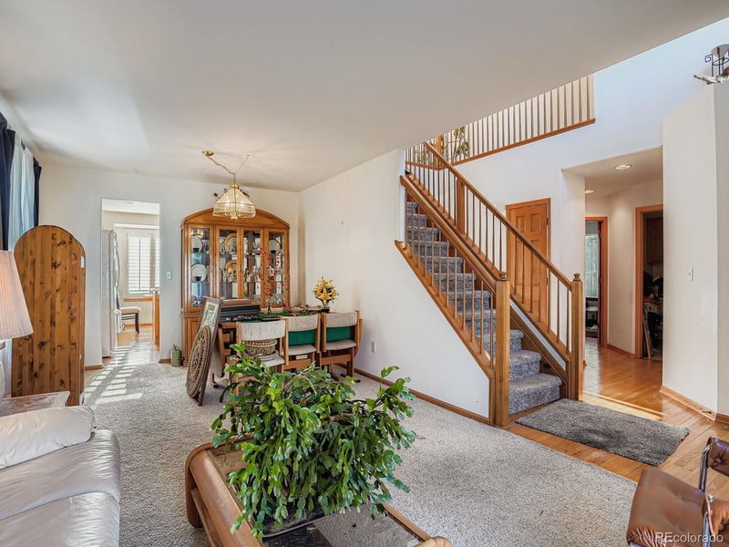 9404 Hinsdale Pl, Littleton, CO 80128