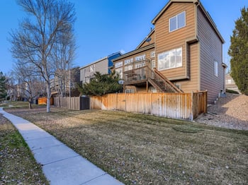 9404 Hinsdale Pl, Littleton, CO 80128