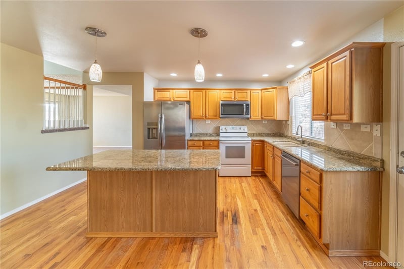 5536 Pioneer Mesa Dr, Colorado Springs, CO 80923