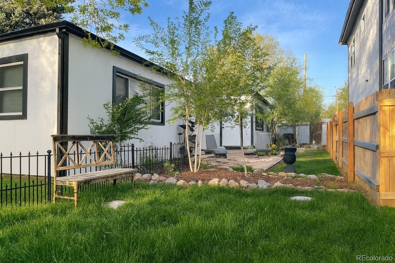 2910-2912 S Delaware St, Englewood, CO 80110